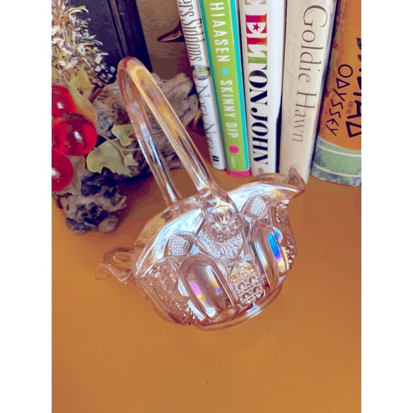 Vintage L.E. Smith Glass Quintec Pink Iridescent Luster Basket with Handle - Picture 6 of 6